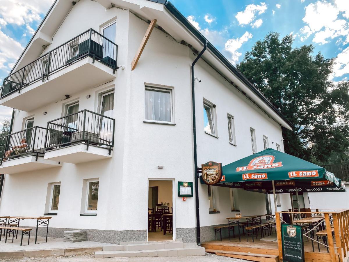 Chaty A Apartmany Hracholusky Kemp Kosatka Pnovany Luaran gambar
