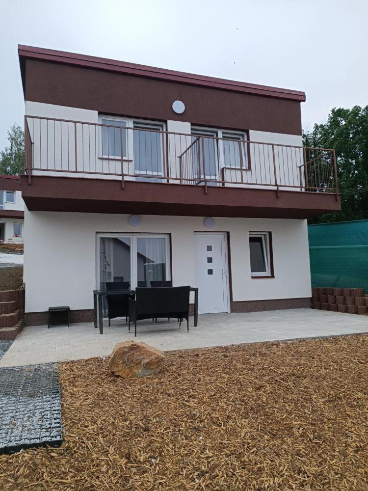 Chaty A Apartmany Hracholusky Kemp Kosatka Pnovany Luaran gambar