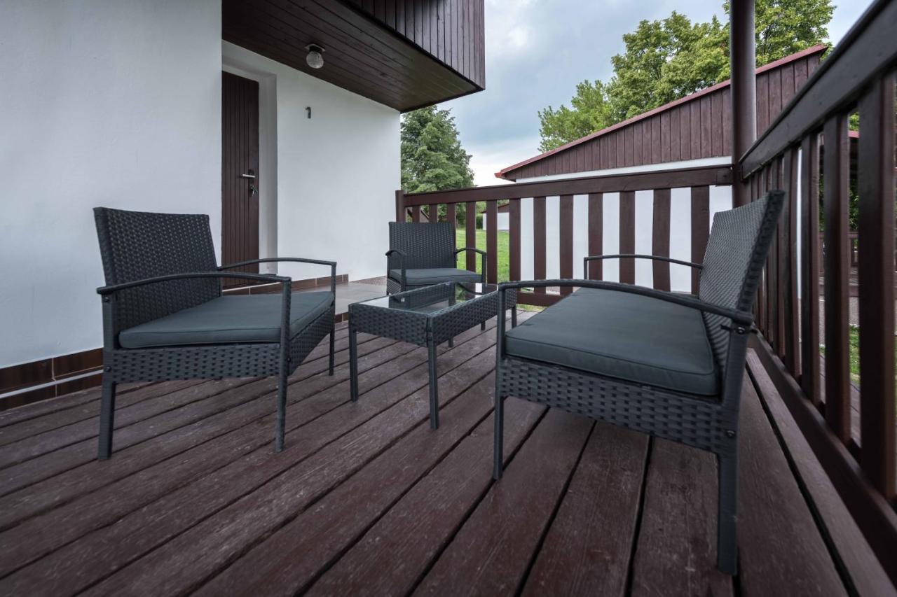 Chaty A Apartmany Hracholusky Kemp Kosatka Pnovany Luaran gambar